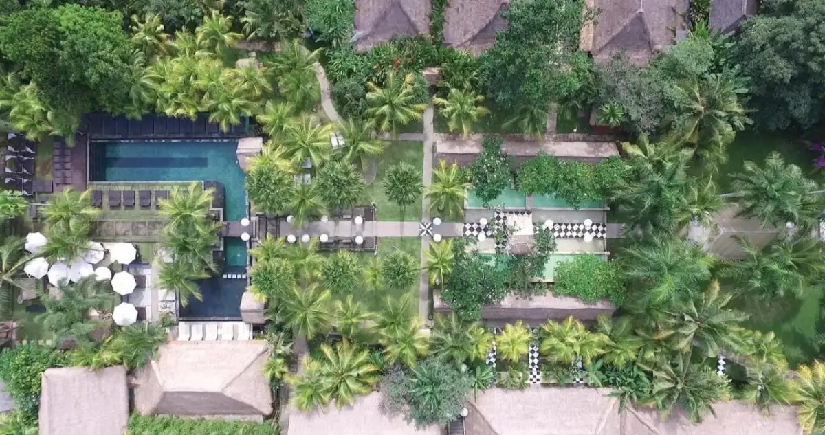 THE MANSION