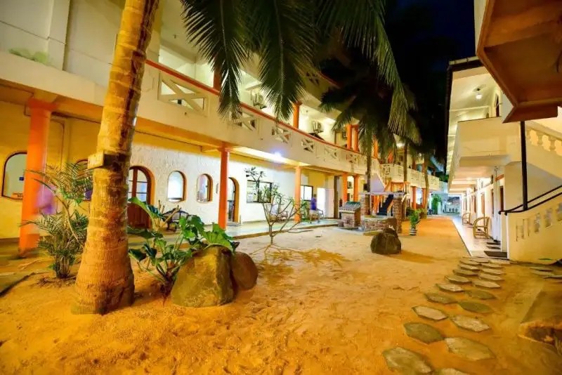 INTERNATIONAL BEACH