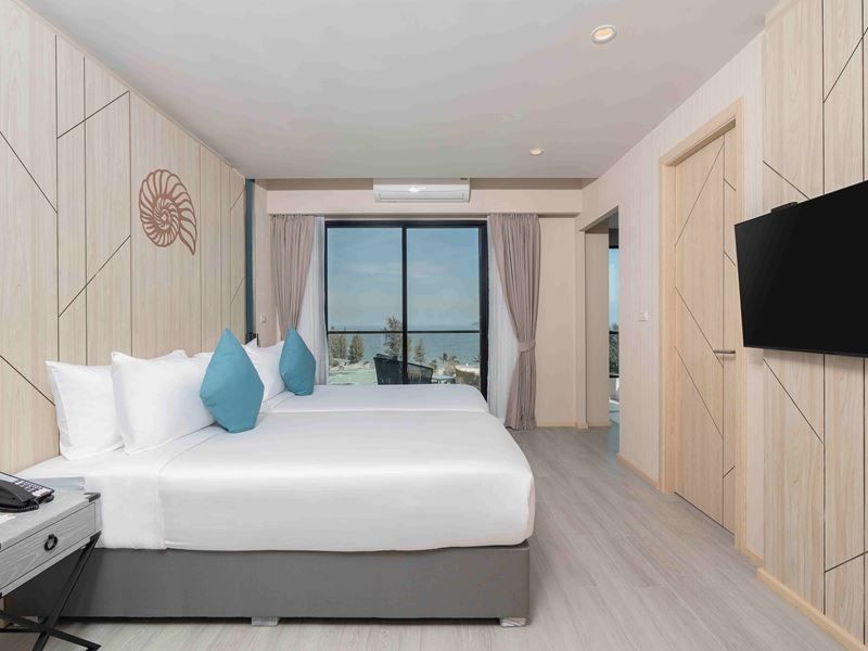 deluxe sea view