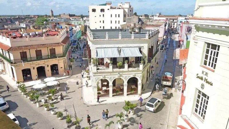 HOTEL E SANTA MARIA