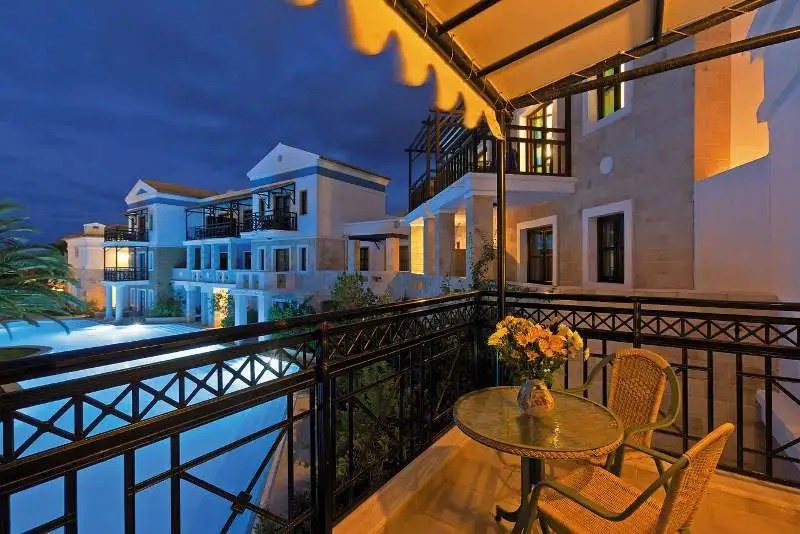 ALDEMAR ROYAL MARE SUITES