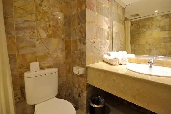 MAHARANI BEACH HOTEL