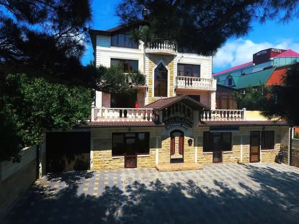 КАСАБЛАНКА ГЕЛЕНДЖИК