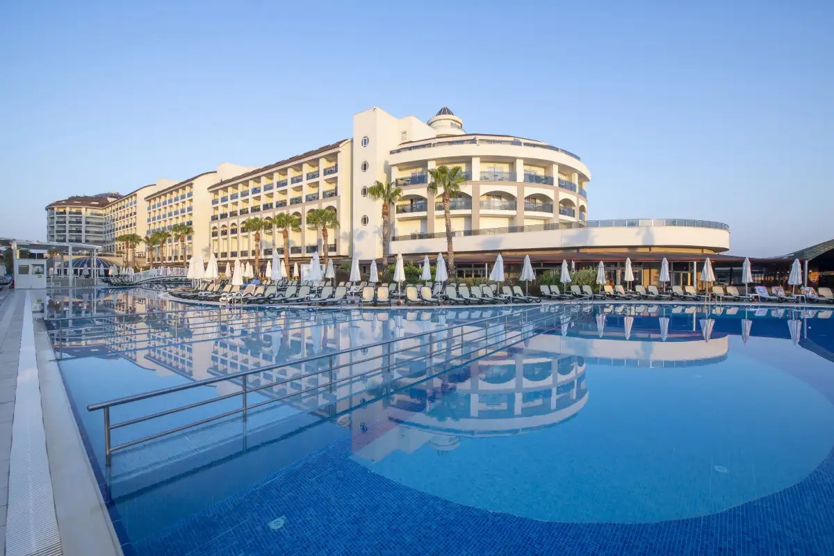 PORT RIVER HOTEL & SPA