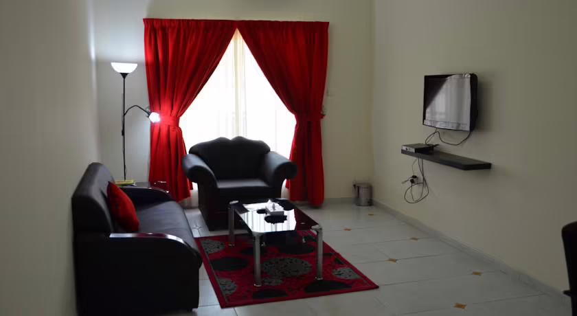 HIGH END HOTEL APARTMENTS LCC
