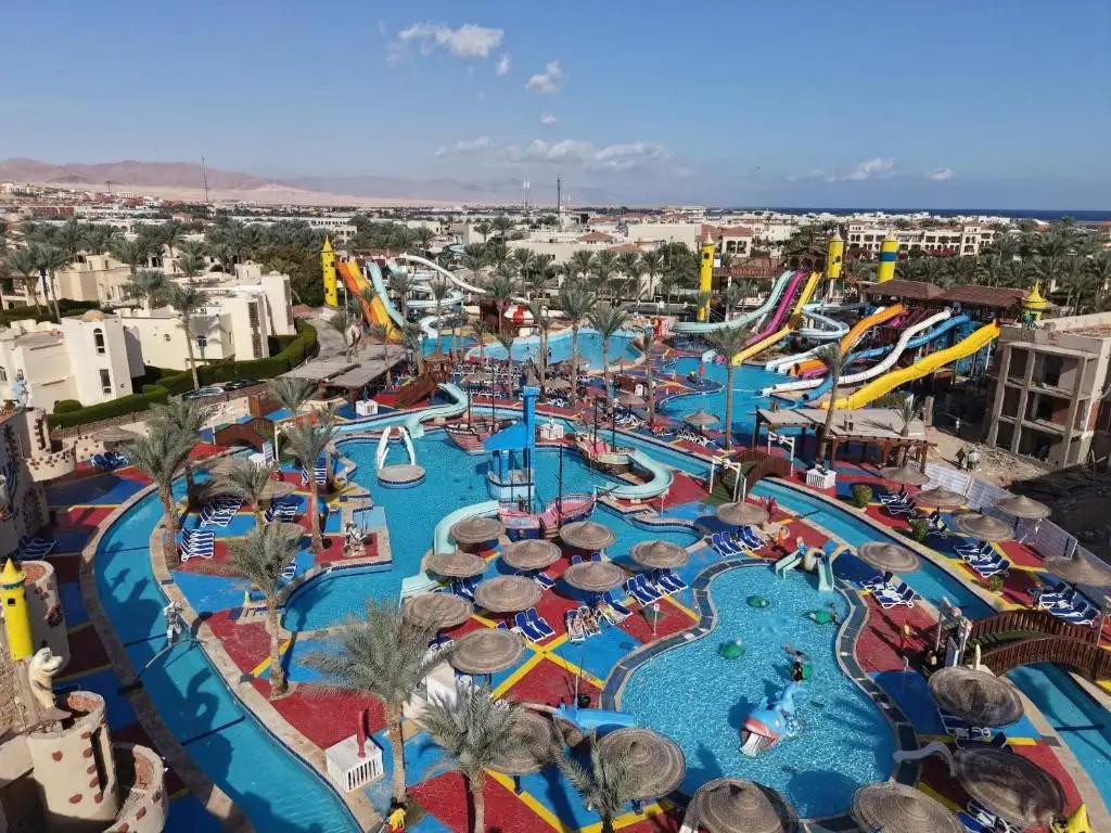 EDGE ROTANA SEA BEACH AQUA PARK (EX. SEA BEACH AQUA PARK RESORT)