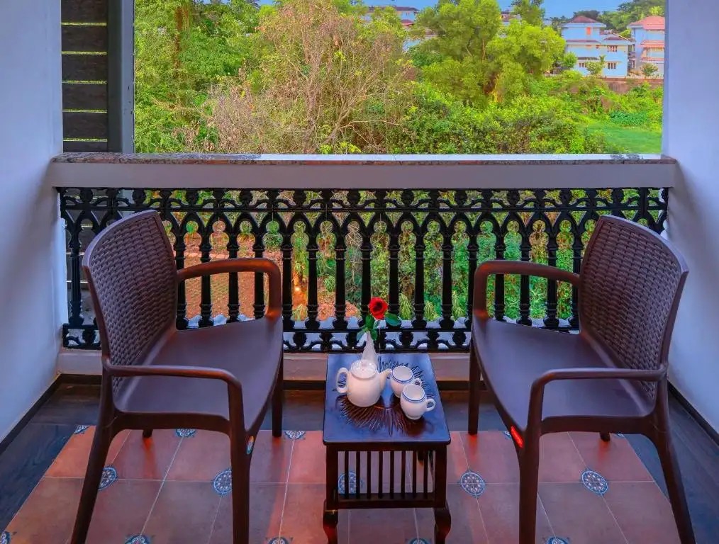 FOXOSO VEGA BOUTIQUE