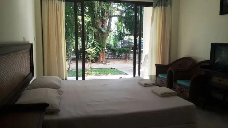 JINTA CITY SAMUI