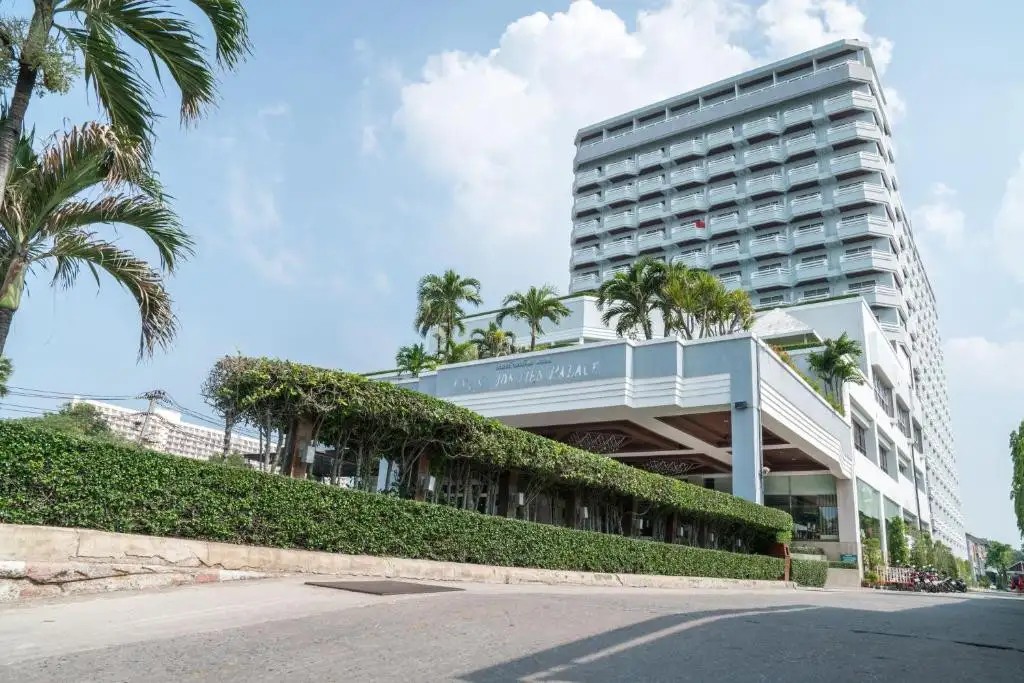 GRAND JOMTIEN PALACE