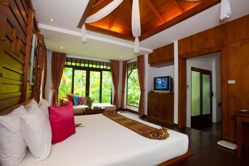 jacuzzi villa
