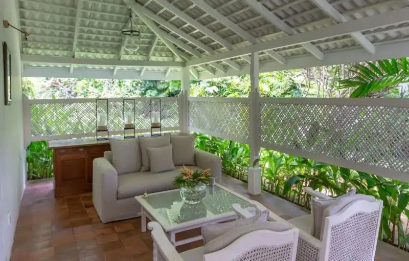 TARU VILLAS ROCK VILLA