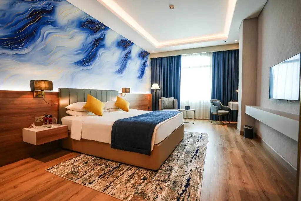 MOVENPICK GRAND AL BUSTAN DUBAI (EX. RODA AL BUSTAN)