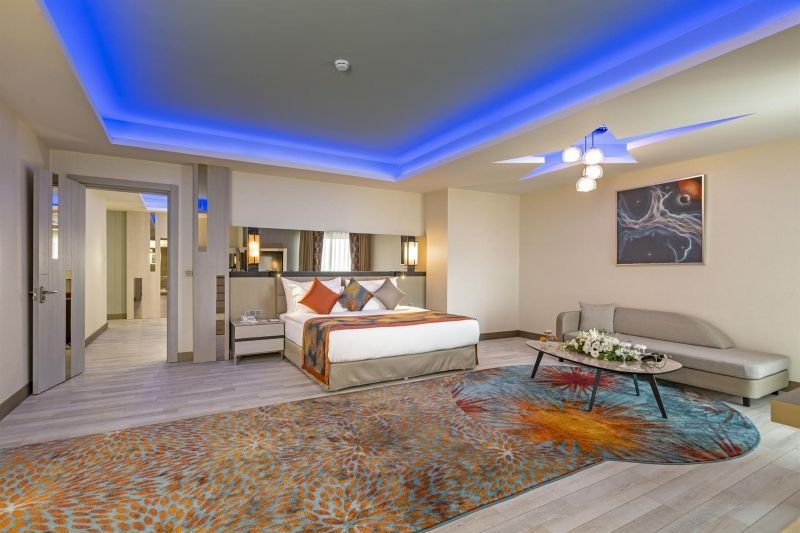 deluxe suite
