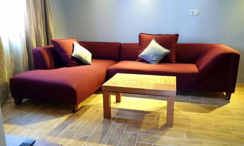 TEPE HOTEL & BUSINESS SUITE