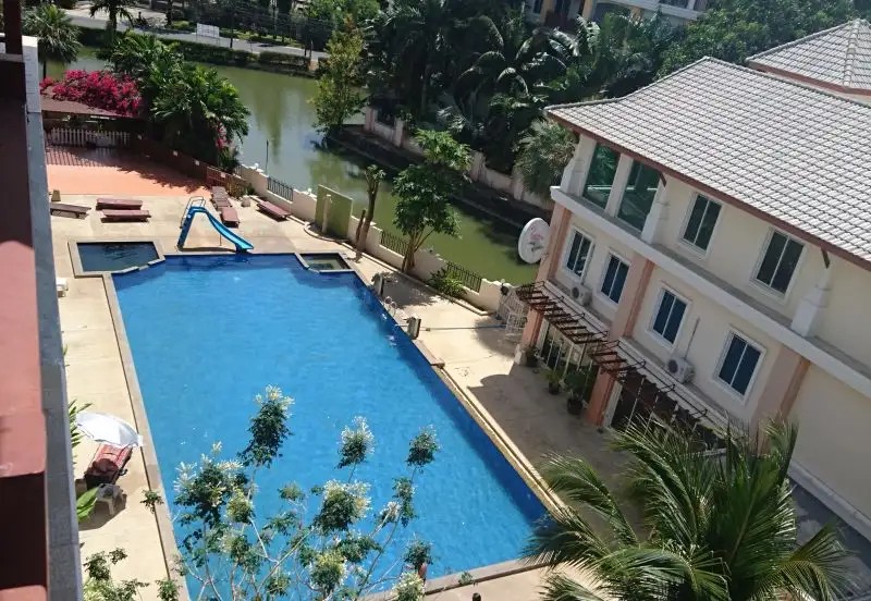 PALM BREEZE RESORT