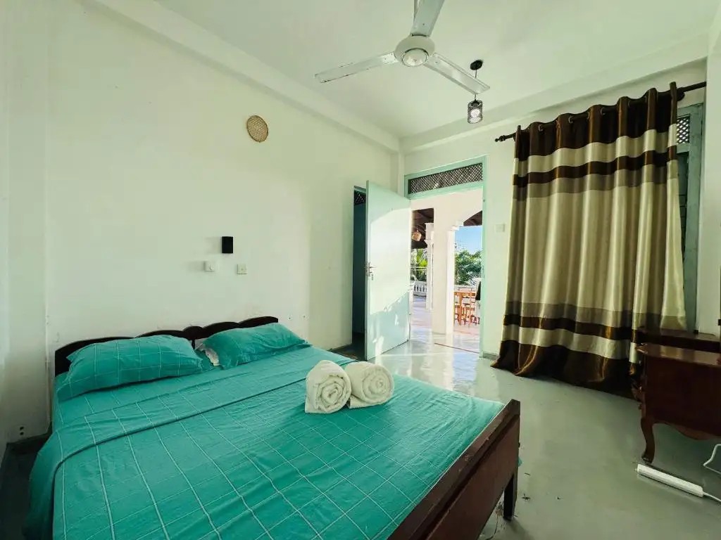 NICE DAYS RESORT UNAWATUNA