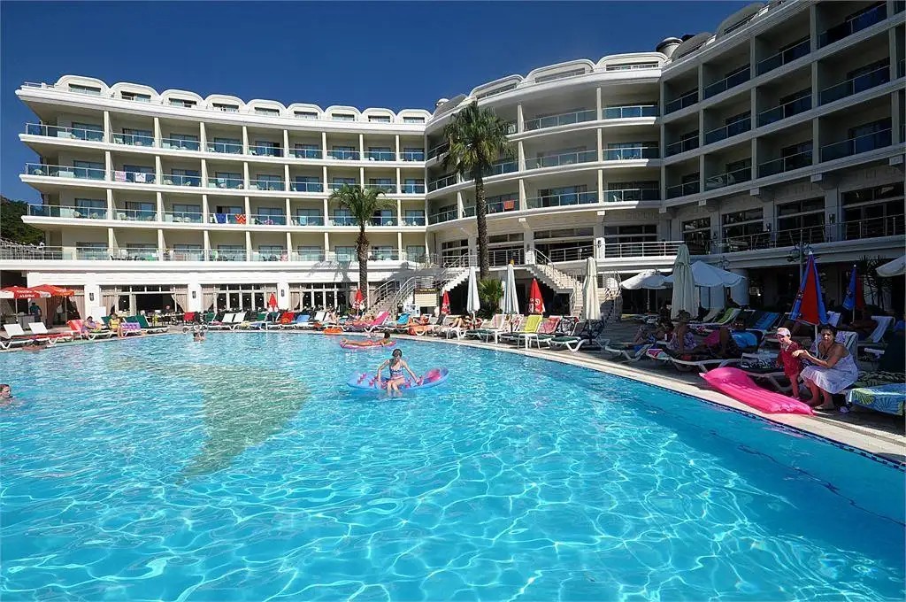 PINETA PARK DELUXE