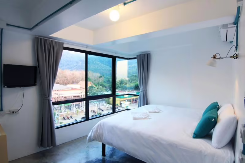 TO ZLEEP HOTEL KHAOLAK