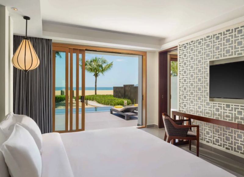 1 bedroom beachfront