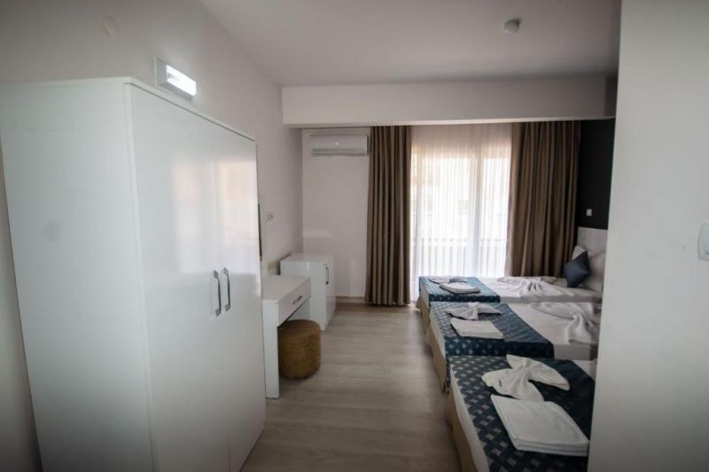 MOONBOW BEACH HOTEL