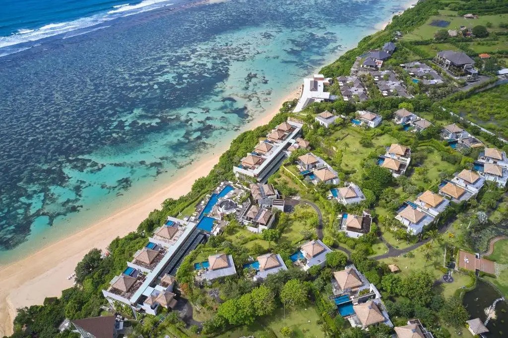 SAMABE BALI SUITES & VILLAS
