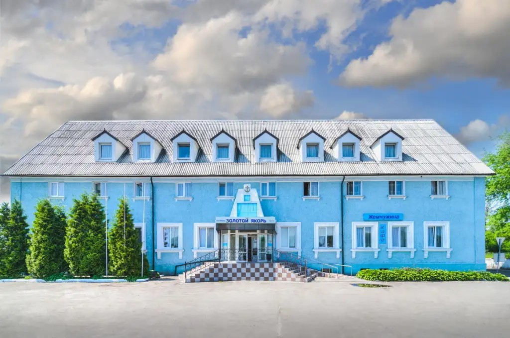 ЗОЛОТОЙ ЯКОРЬ