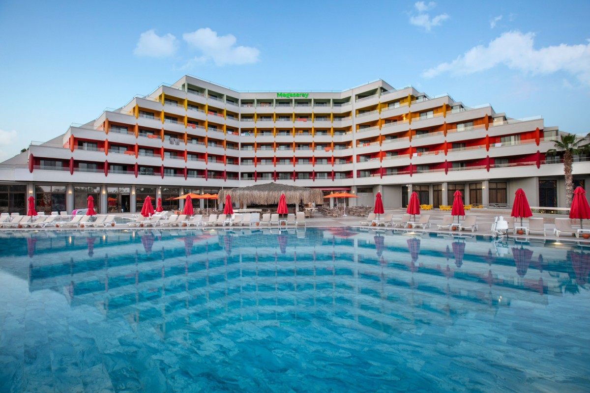 MEGASARAY RESORT SIDE (EX. ASKA SIDE HOTEL)