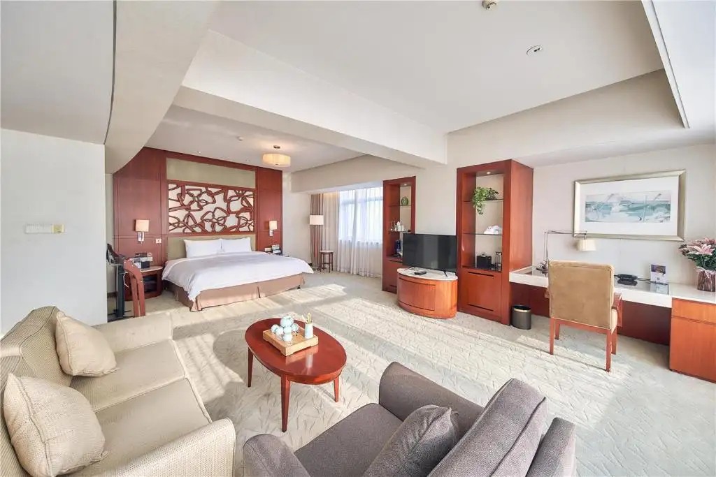 DONGYI HOTEL SHANGHAI (EX. PARKVIEW)