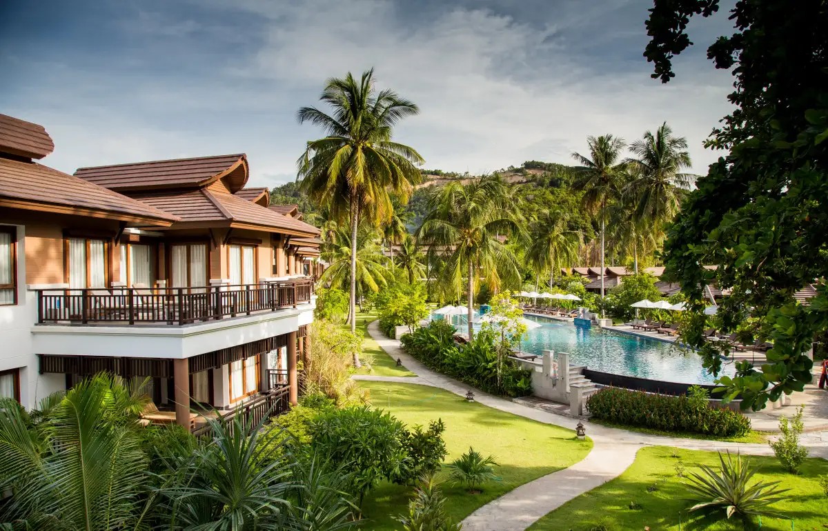 MAEHAAD BAY RESORT