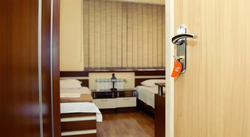 ROOMER