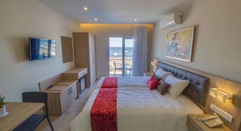 ZODIAC HOTEL APTS (EX. AUGUSTA HOTEL APT)