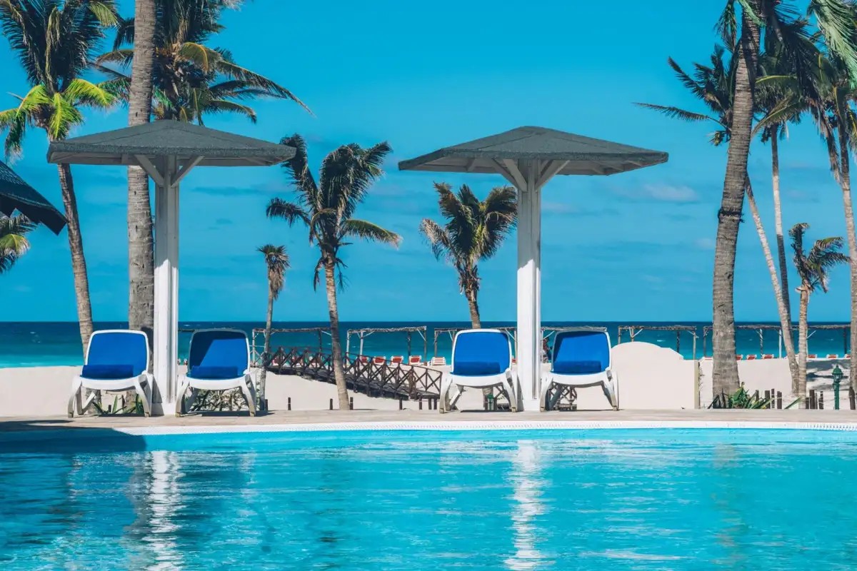 MUTHU COLONIAL CAYO COCO