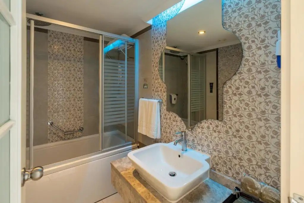 ADENYA HOTEL & RESORT