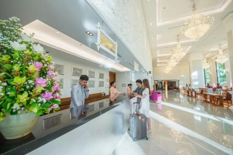 EMPRESS PREMIER HOTEL
