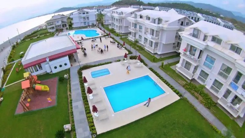 DAPHNE RESIDENCE