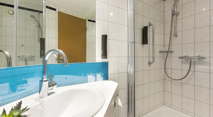 HOLIDAY INN EXPRESS BERLIN CITY CENTRE