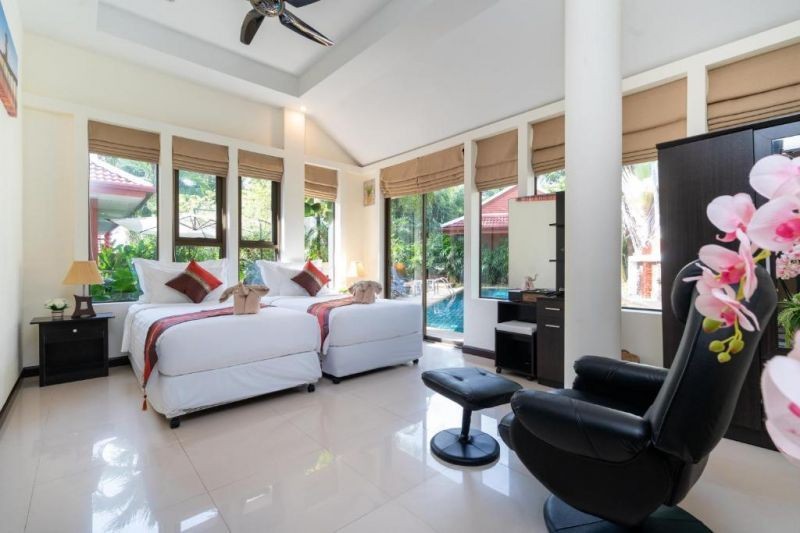 6 bedroom suite private pool villa