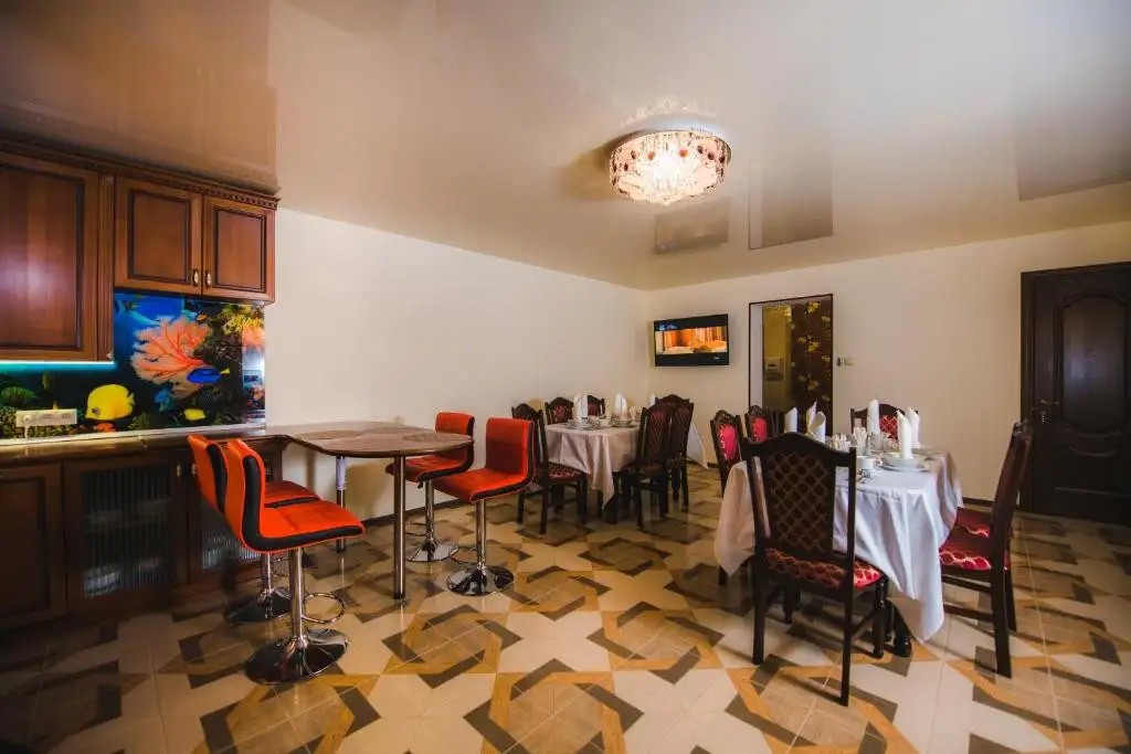 WELL HOUSE HOTEL (ВЕЛЛ ХАУС)