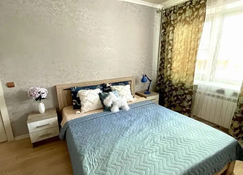 КВАРТ ОТЕЛЬ НА УЛИЦЕ ФИРСОВА 12