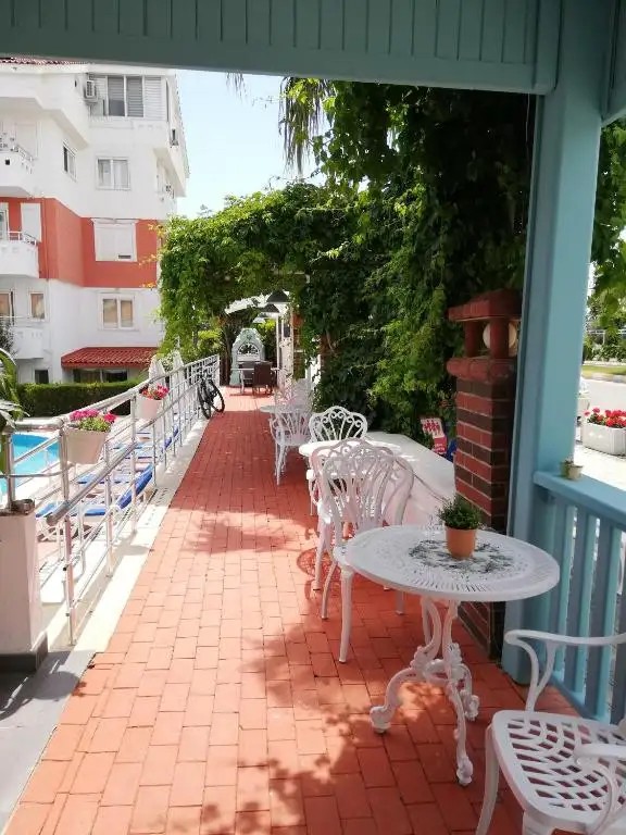 IREM GARDEN (EX. SIDE SUITE, IREM SIDE FAMILY CLUB)