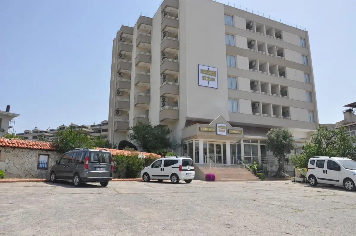 LAMBIANCE HOTEL