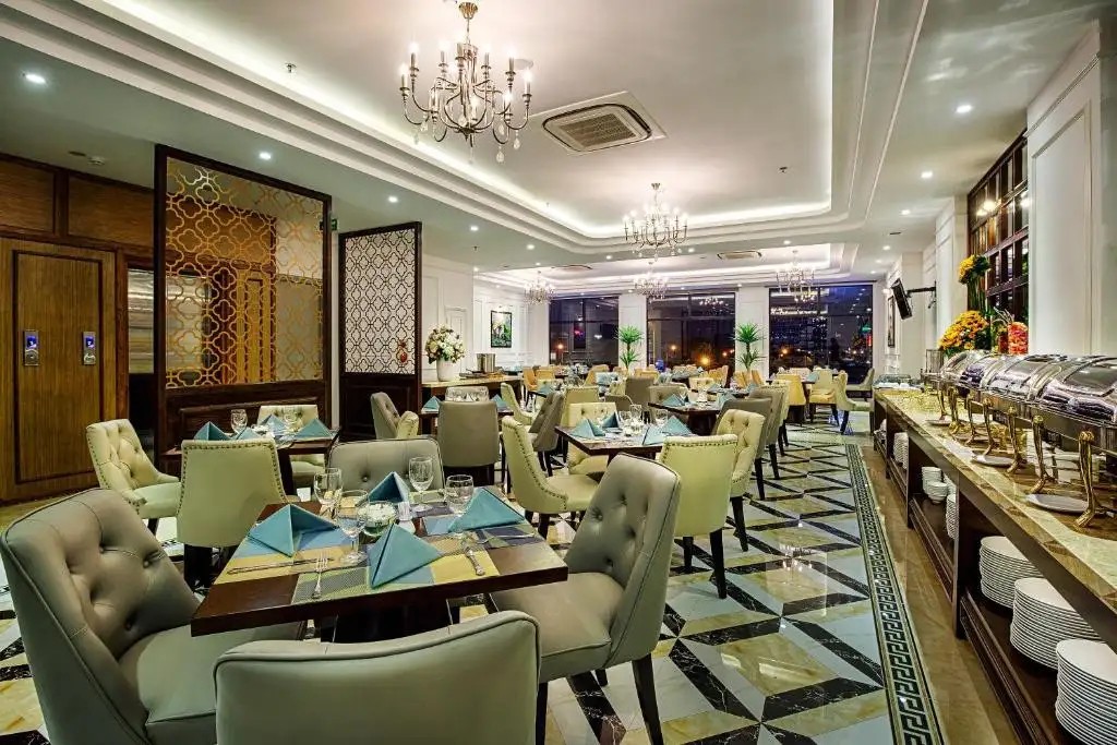 ADALINE HOTEL & SUITE