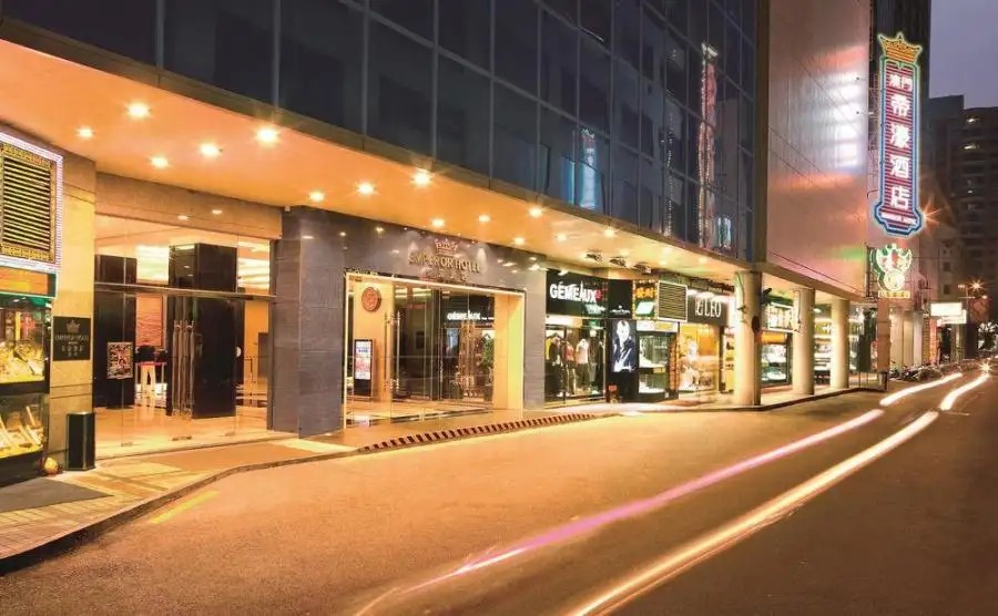 EMPERO MACAU
