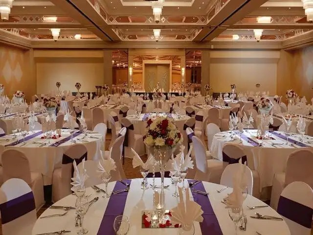 MILLENNIUM PLAZA DOWNTOWN (EX. CROWNE PLAZA DUBAI SHEIKH ZAYED ROAD)