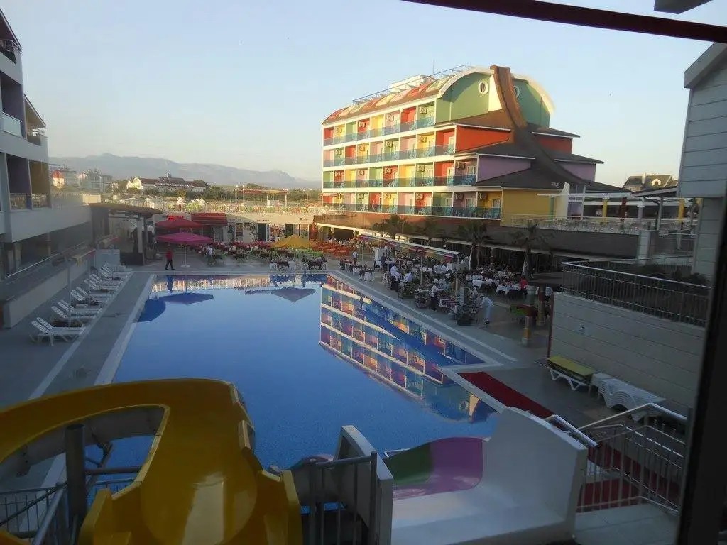 ART POSEIDON SIDE (EX. SIDE WIN HOTEL & SPA)