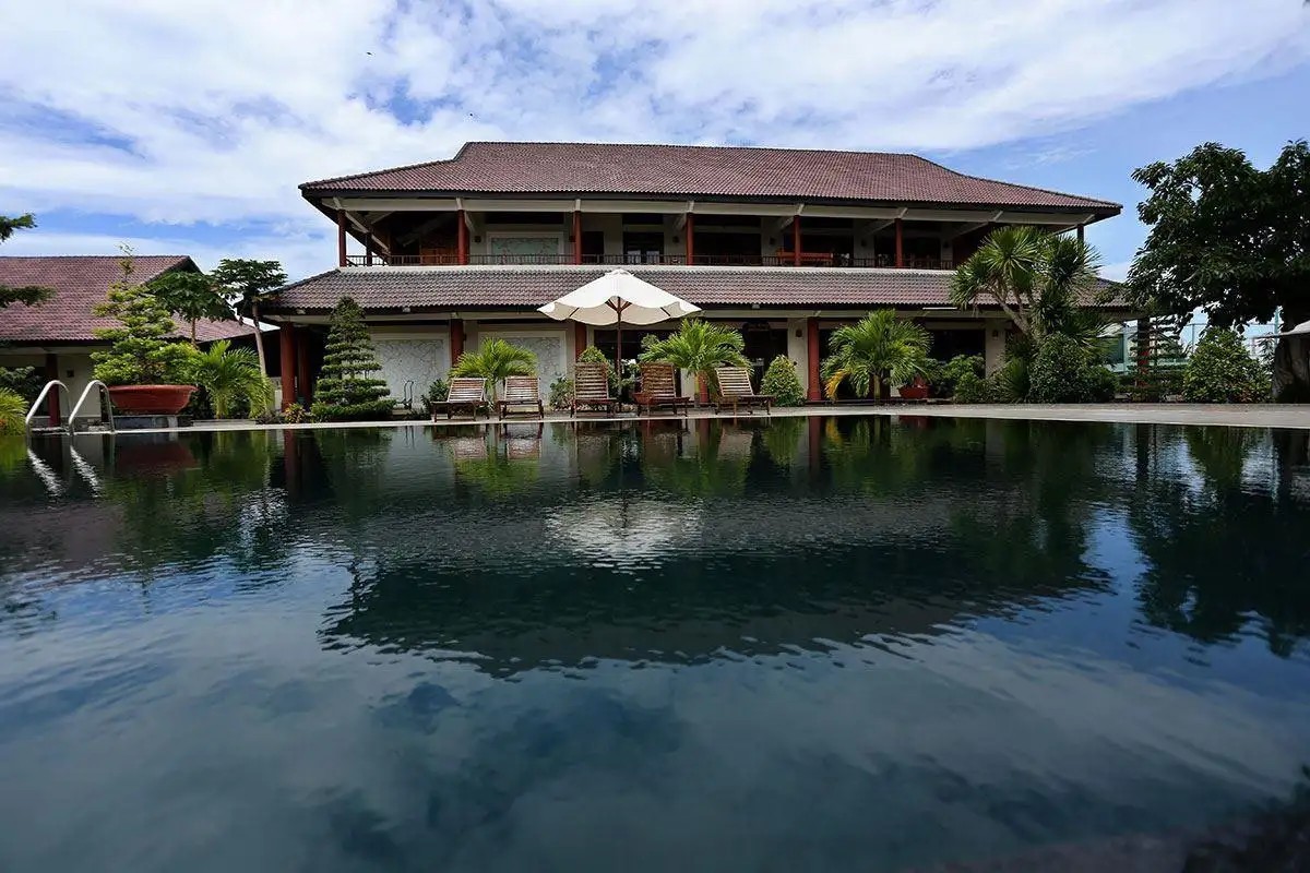 ANIISE VILLA RESORT