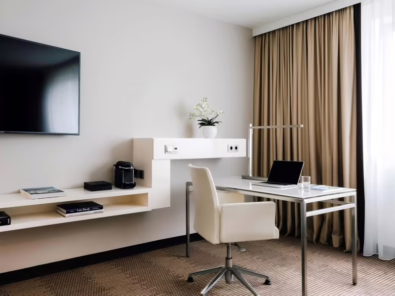 PULLMAN BERLIN SCHWEIZERHOF