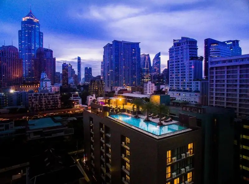 SURESTAY PLUS SUKHUMVIT SOI 2