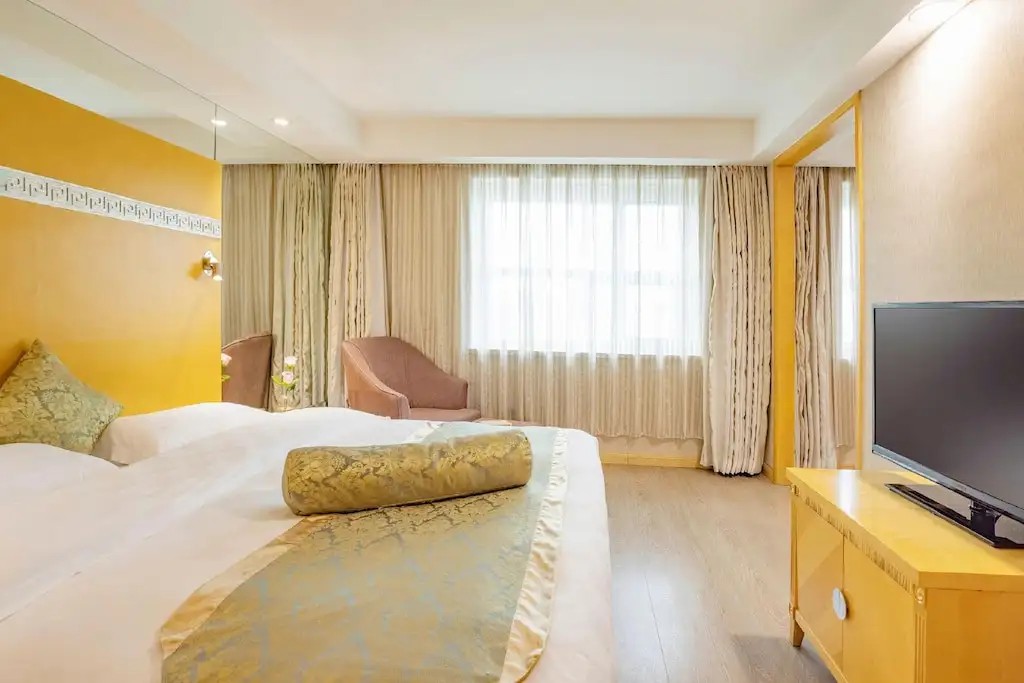 TIANTAN HOTEL