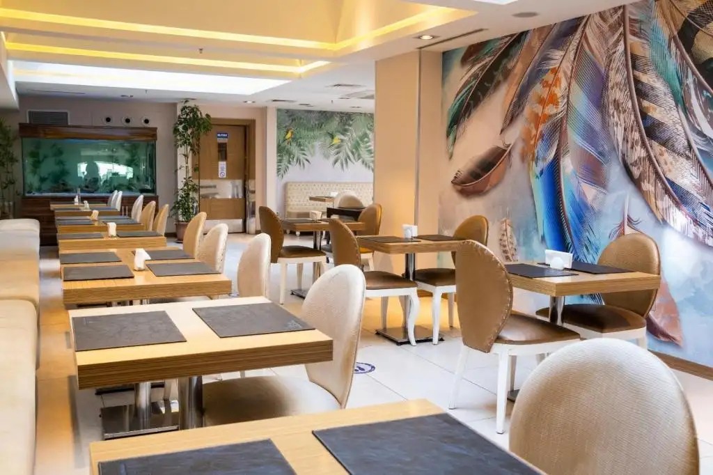 THE TIME HOTEL LALELI